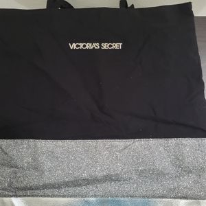 Victoria's secret totes